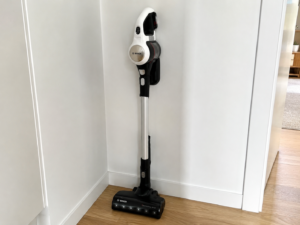 Bosch Unlimited 7 BCS711XXL w codziennym sprzątaniu. Co naprawdę ułatwia bezprzewodowy odkurzacz?